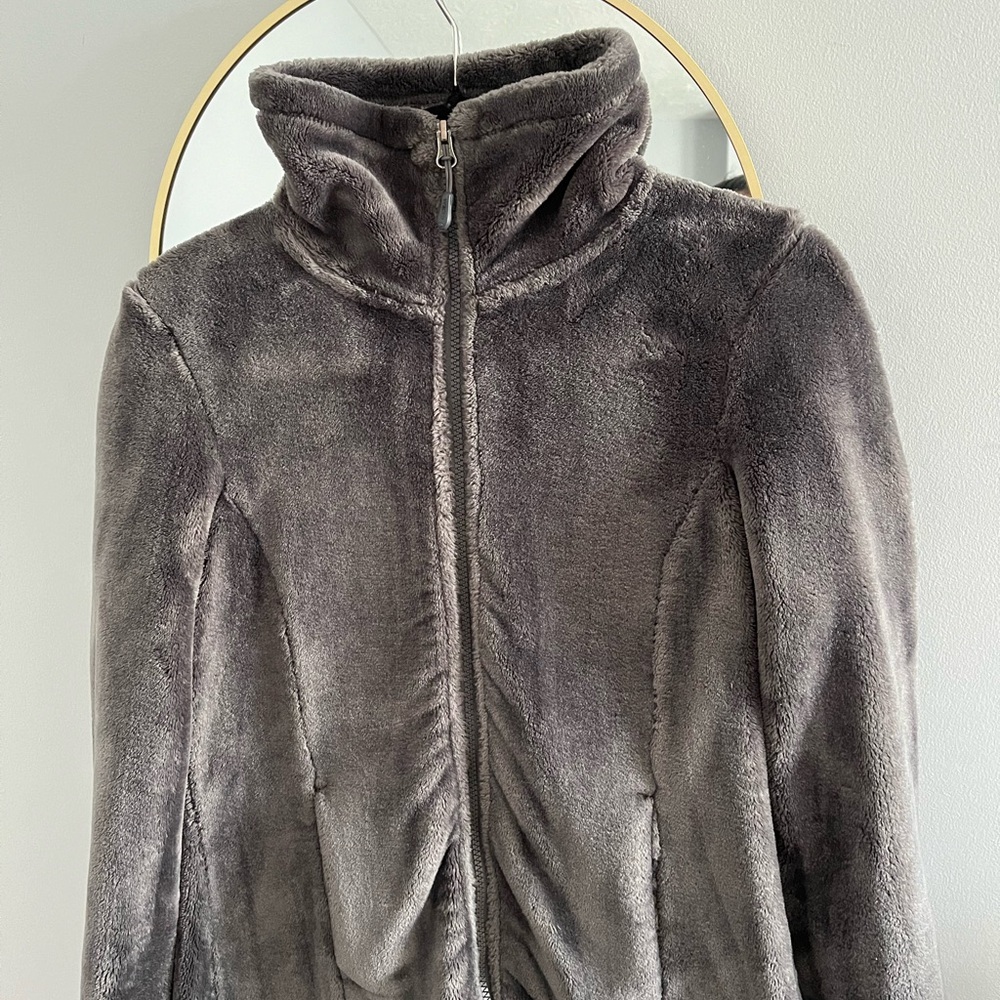 Women’s fleece jacket